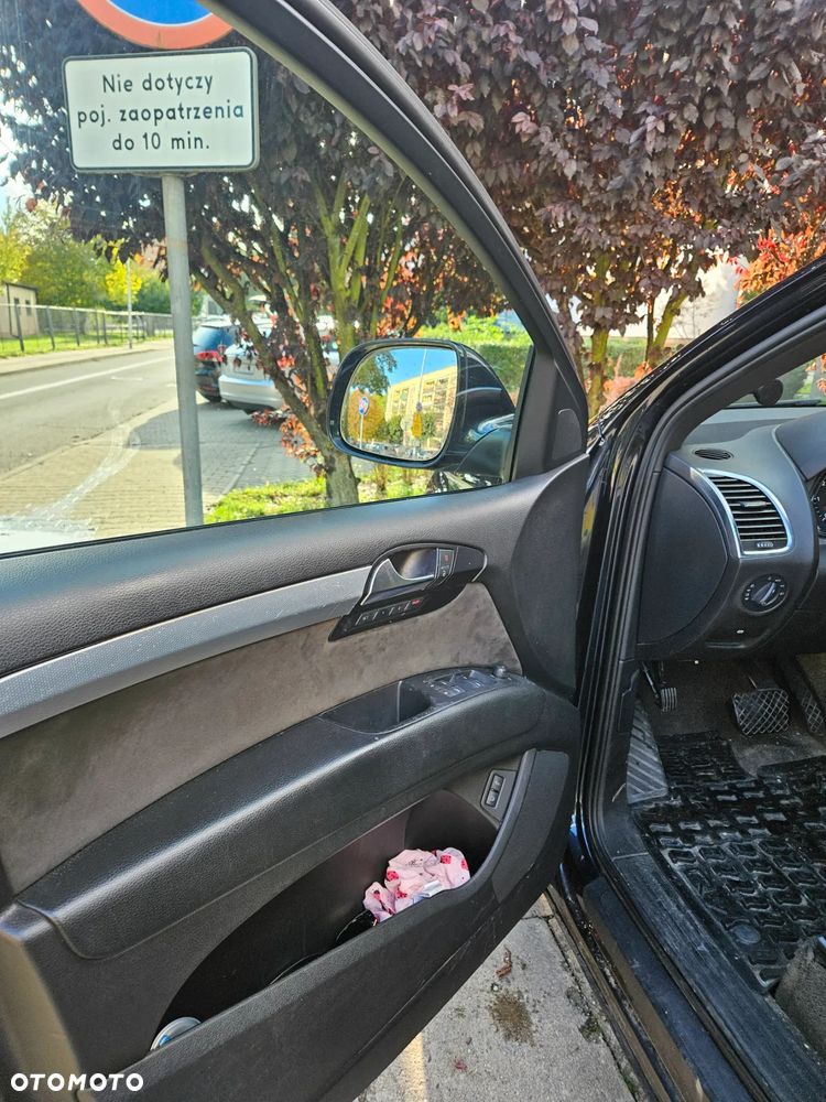 Audi Q7 3.0 TDI DPF quattro tiptronic - 27