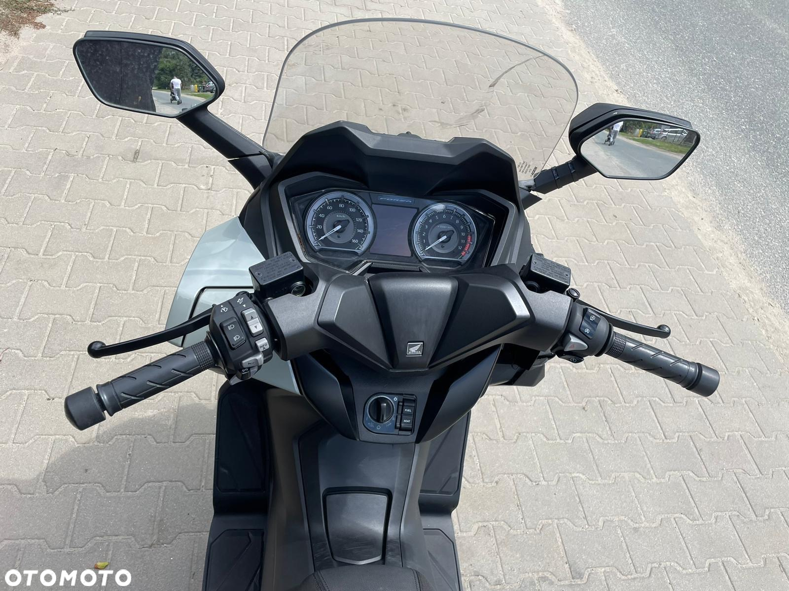 Honda NSS - 6