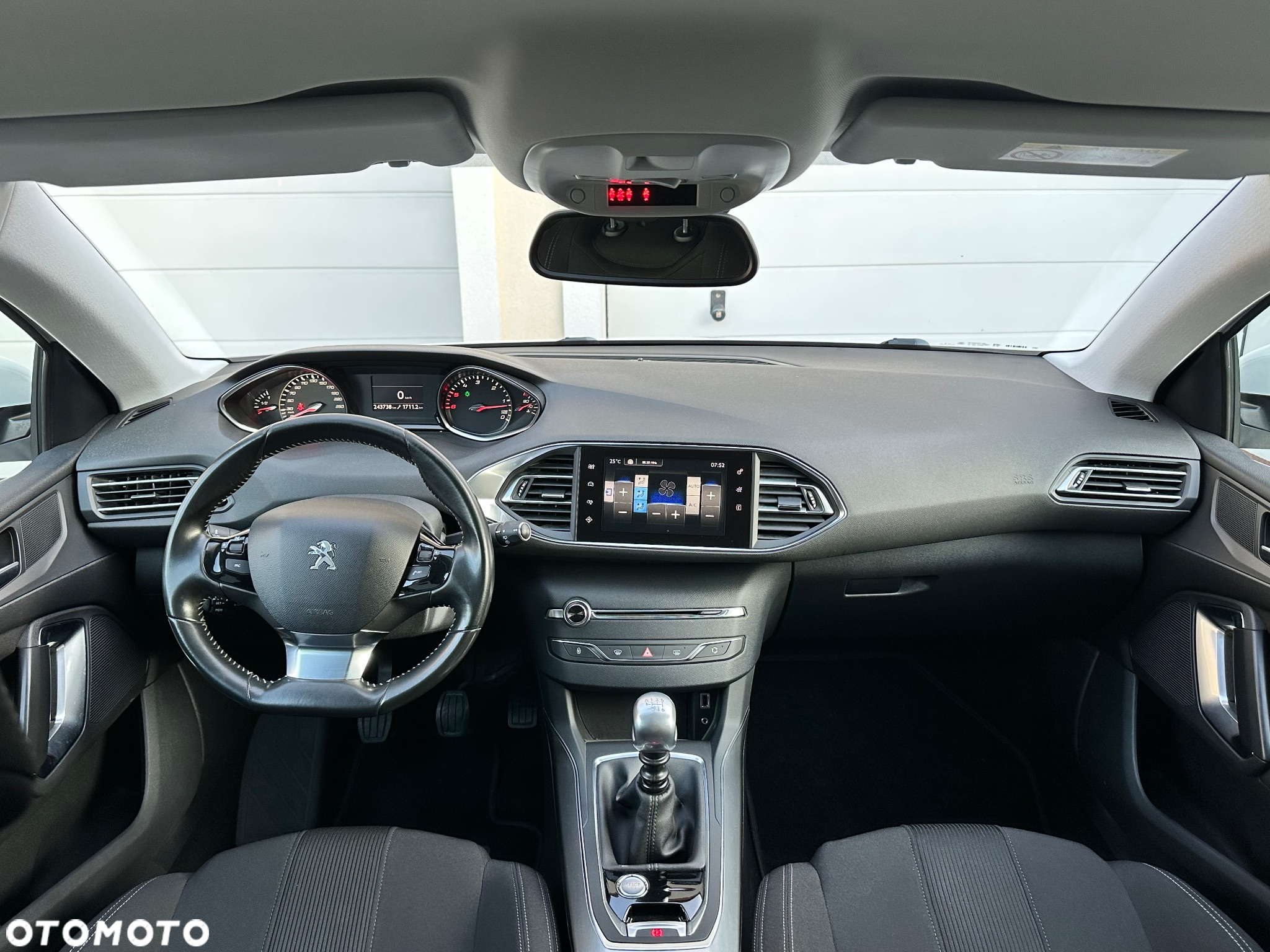 Peugeot 308 SW e-HDi FAP 115 Stop&Start Business Line Niveau 1 - 23