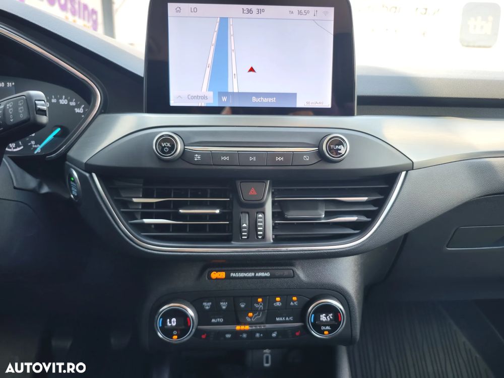 Ford Focus 2.0 EcoBlue Titanium - 14