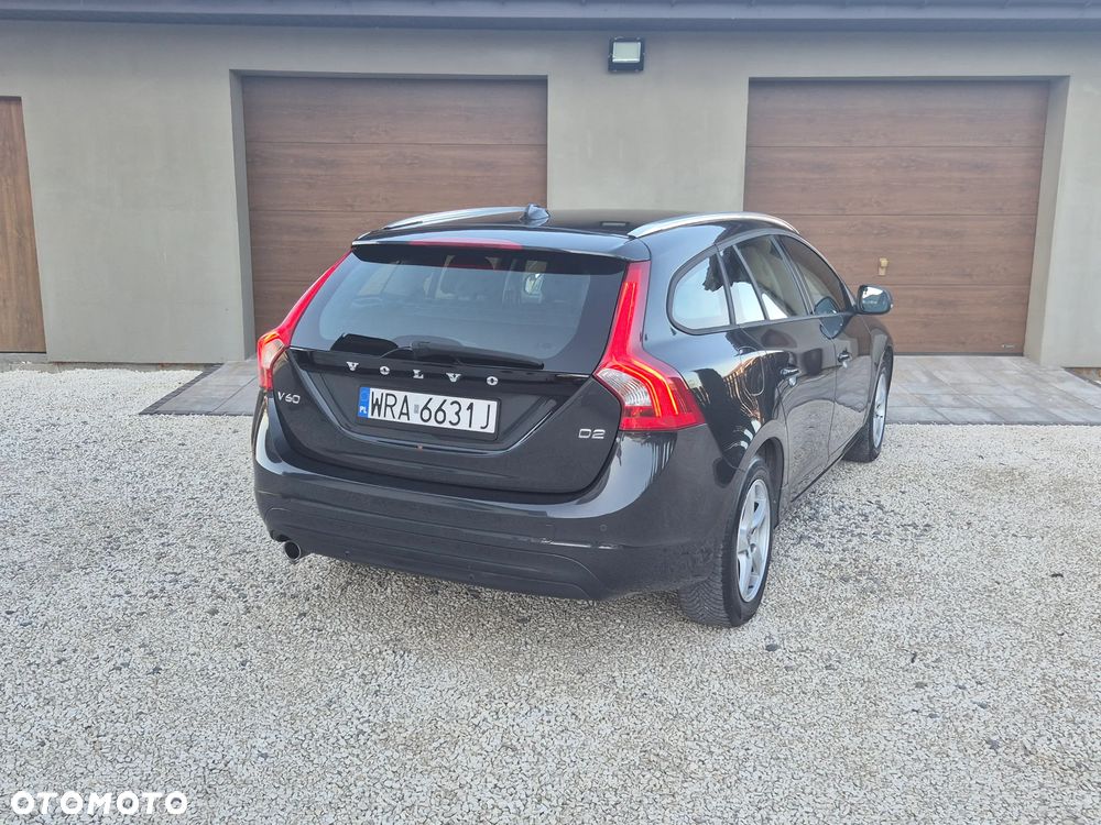 Volvo V60 D2 Drive-E Momentum - 6