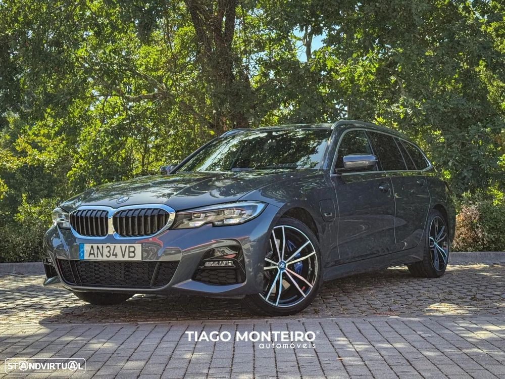 BMW 330 e Pack Desportivo M Auto - 11