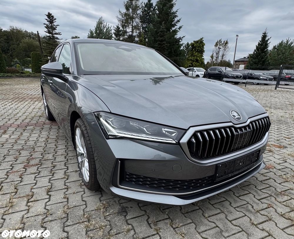 Skoda Superb 2.0 TDI SCR Selection DSG - 9