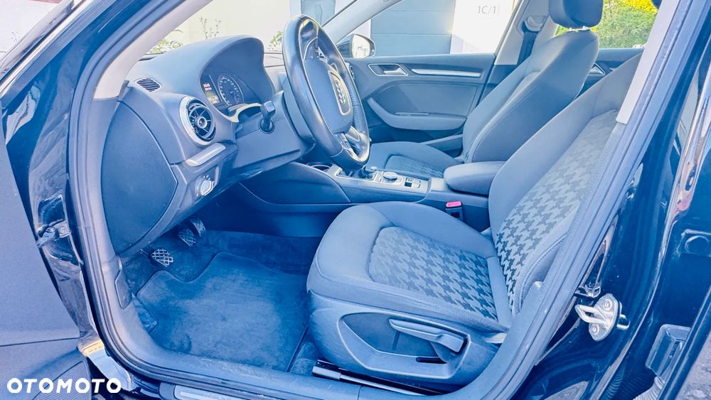 Audi A3 Sportback - 23