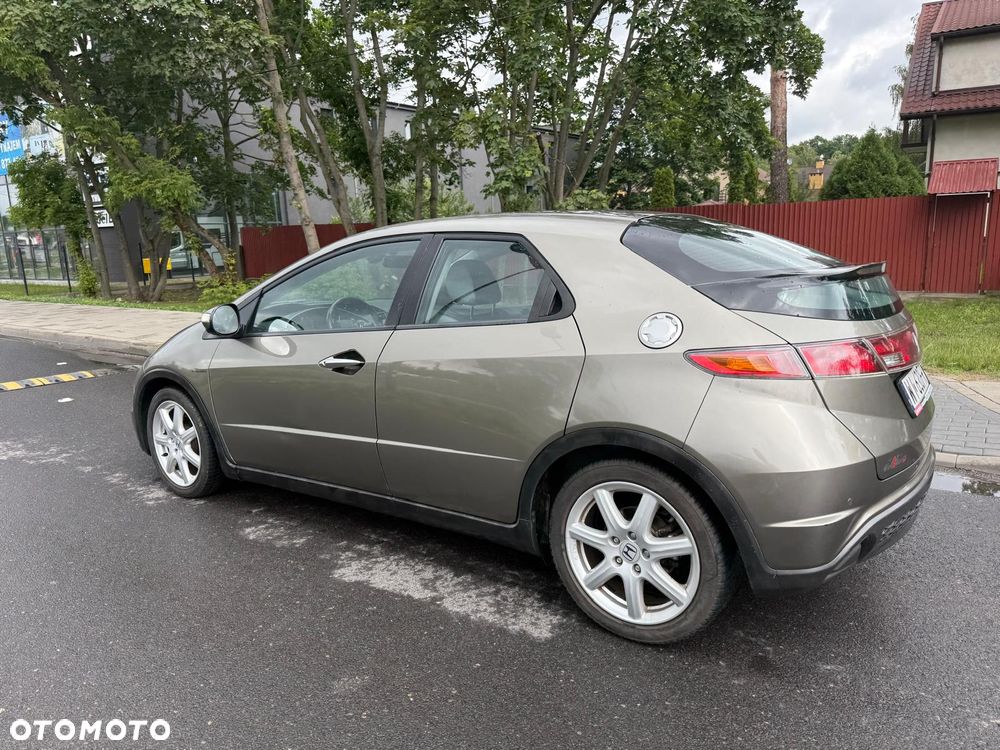 Honda Civic 1.4i-DSi - 17
