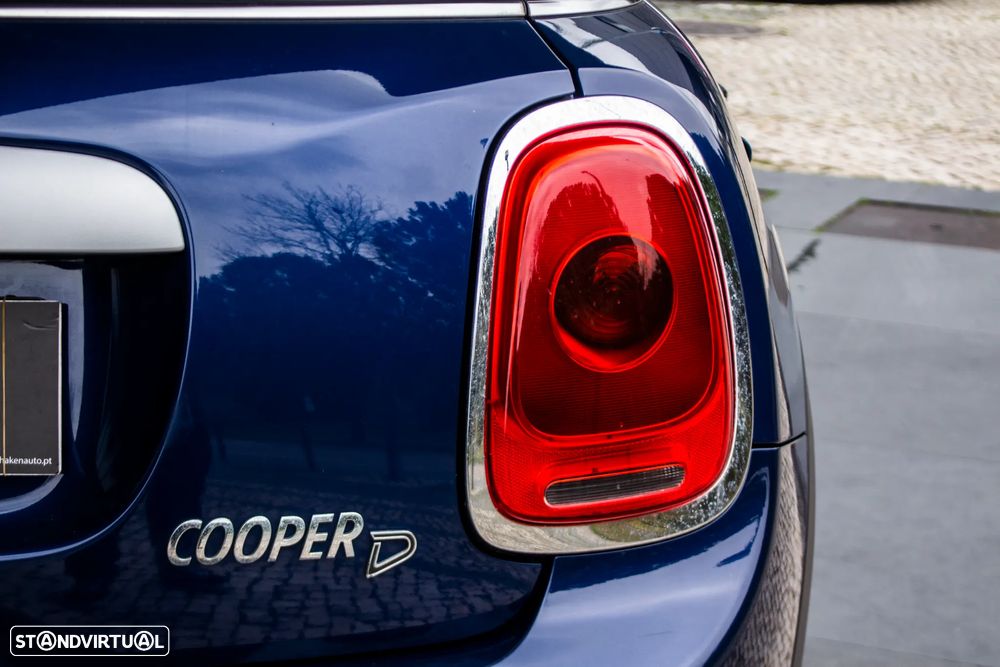MINI 5 Portas Cooper D - 11