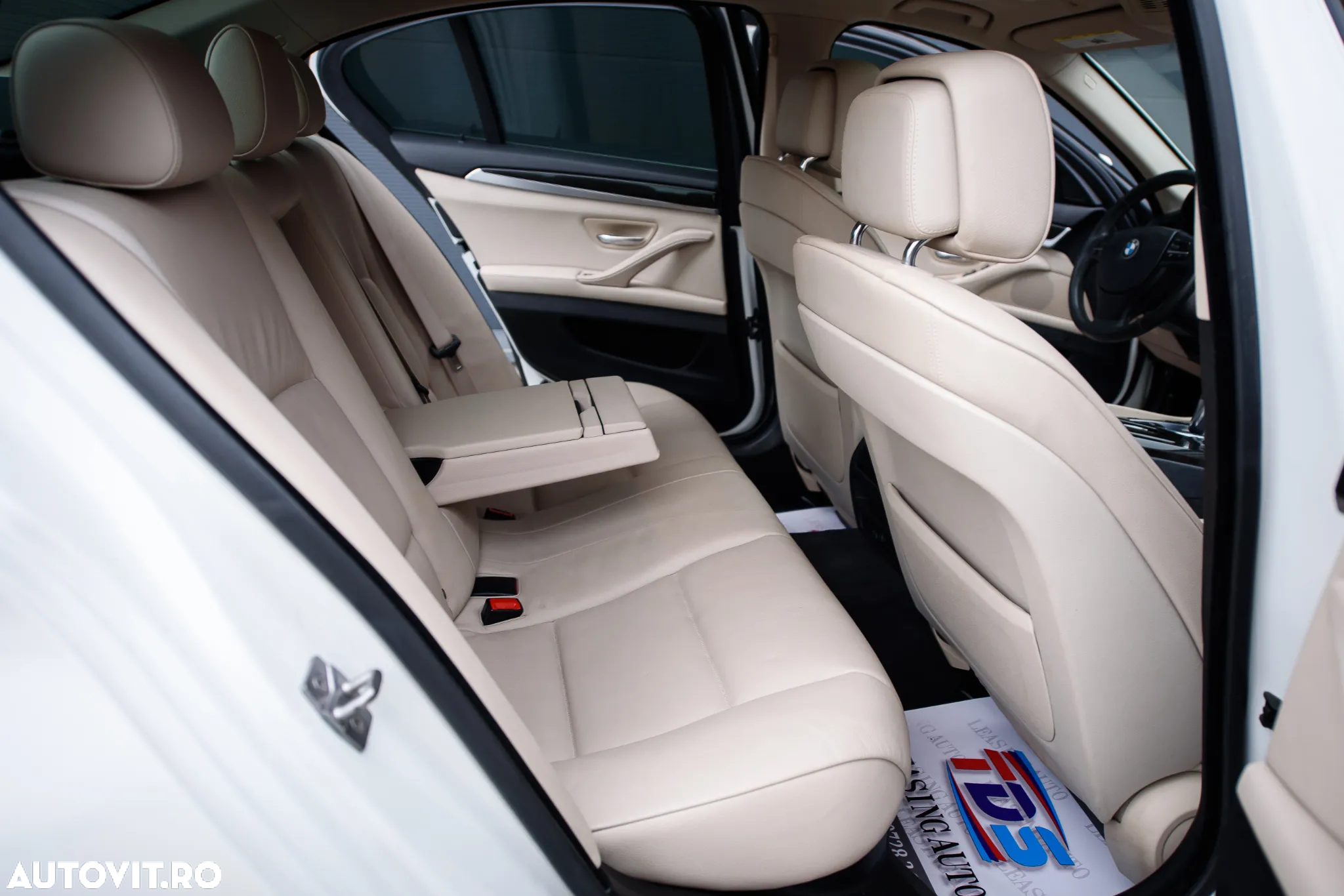 BMW Seria 5 528i Aut. - 10