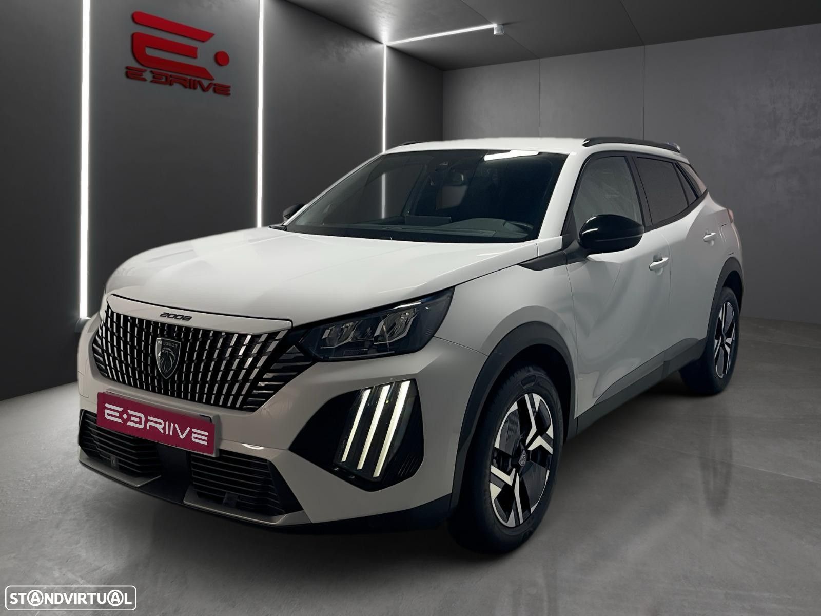 Peugeot 2008 1.2 PureTech Allure EAT8 - 1