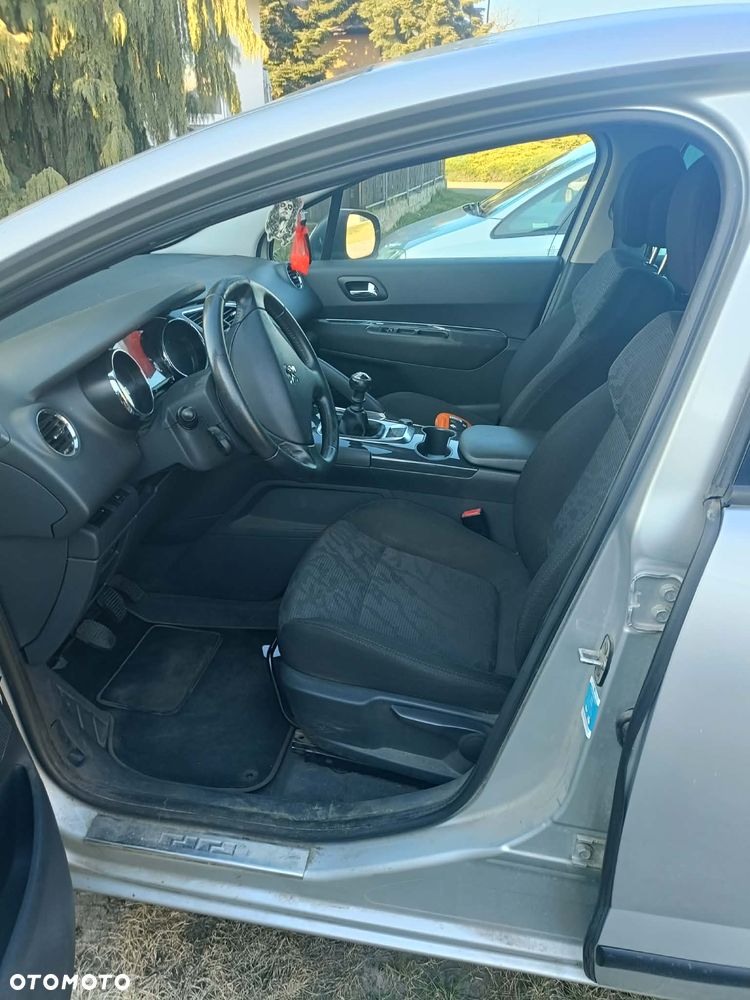 Peugeot 3008 1.6 Premium+ - 5