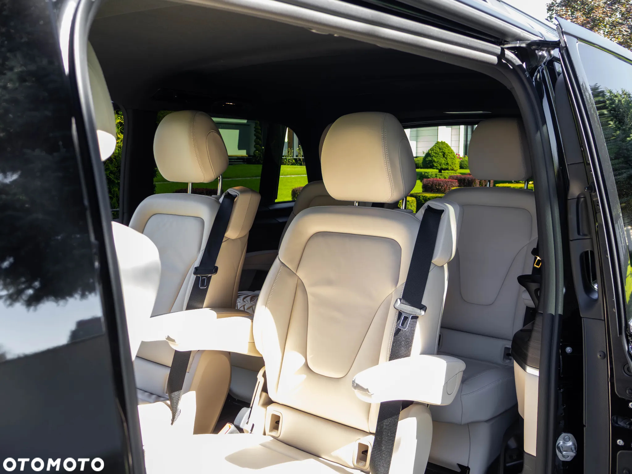Mercedes-Benz Klasa V 300 d 4-Matic 9G-Tronic Exclusive (d³ugi) - 28