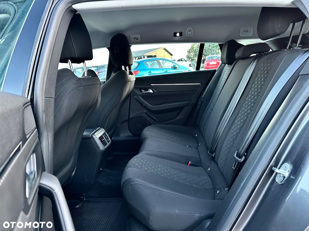 Peugeot 508 BlueHDi 130 EAT8 Active Pack - 8