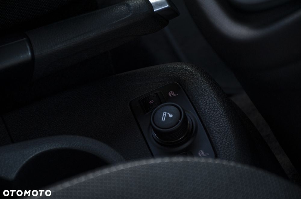 Ford Tourneo Connect Grand - 30