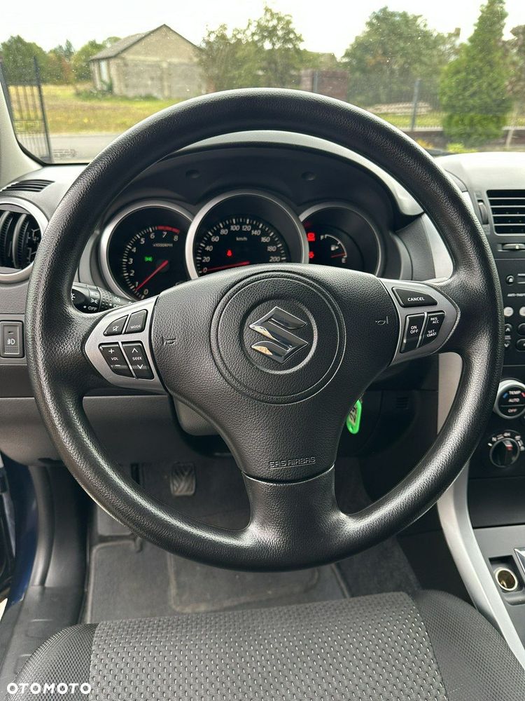Suzuki Grand Vitara - 15