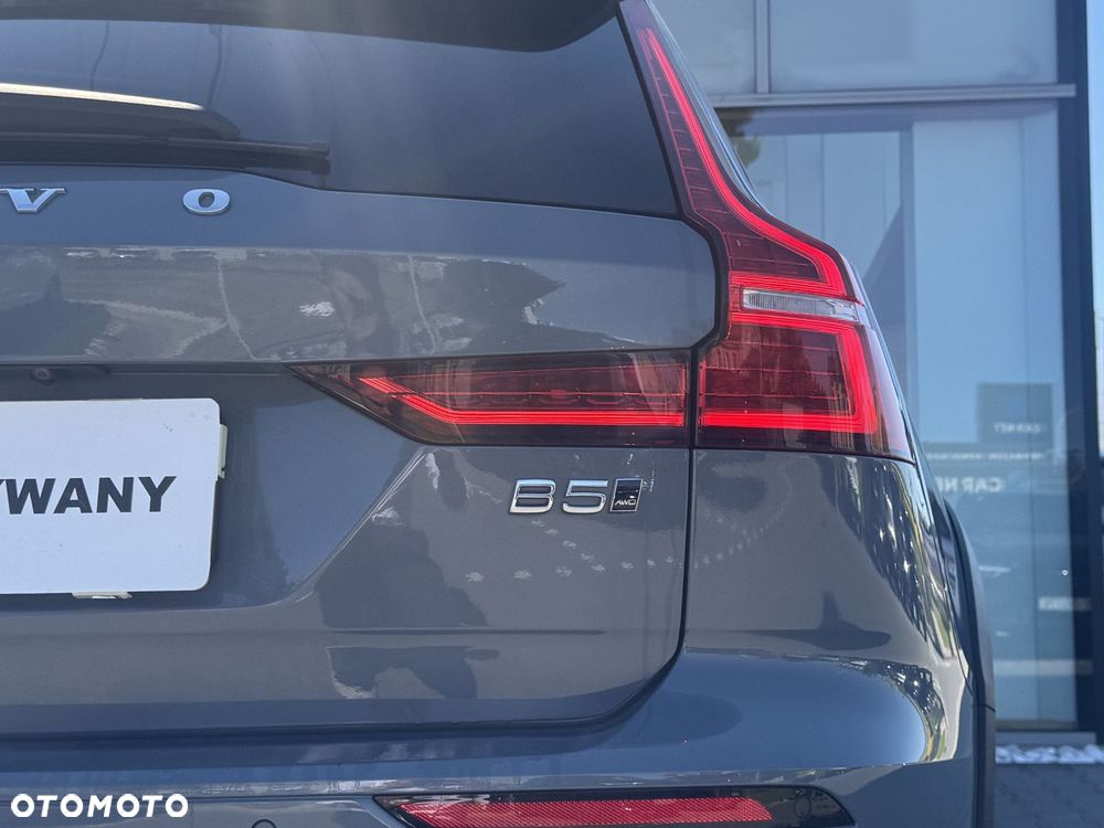 Volvo V60 Cross Country - 35