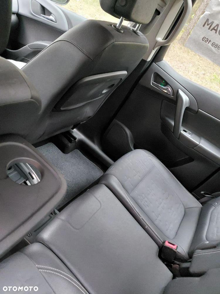 Opel Meriva 1.4 T Cosmo - 11
