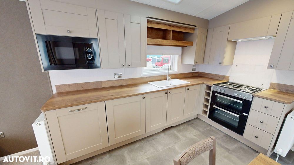 Alta Casă mobilă 4 anotimpuri Swift Morlaix Lodge nr. 147 | Tâmplărie PVC si încălzire centrala pe gaz cu calorifere | 12.4 x 4.3 m | 2 dormitoare si 2 băi - 4