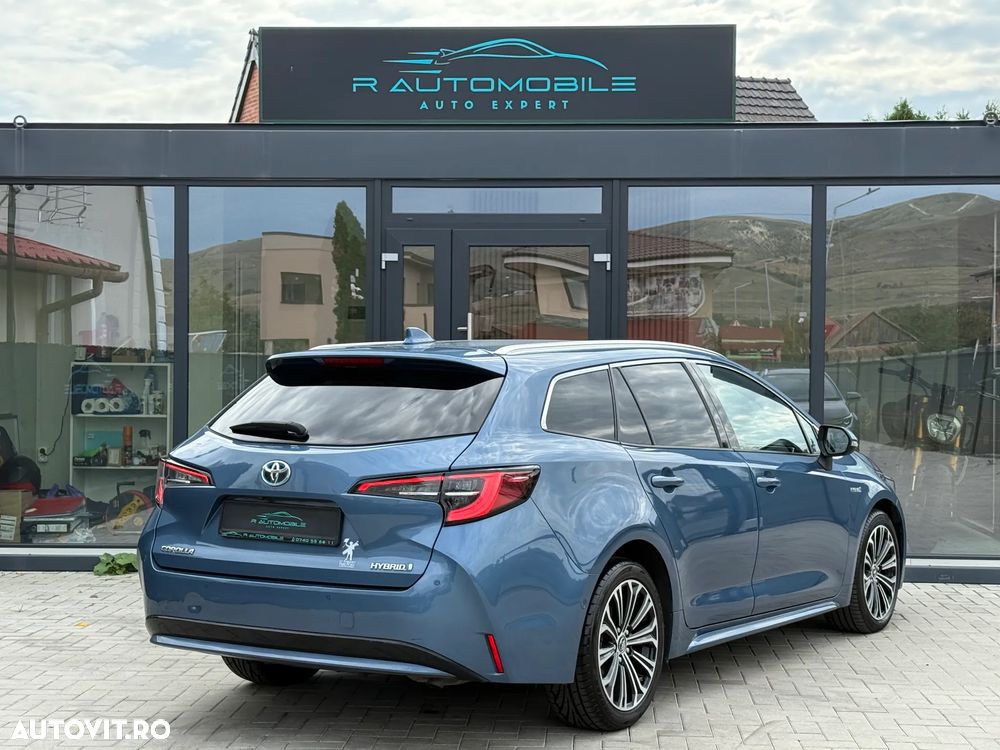 Toyota Corolla 1.8 HSD Dynamic - 3