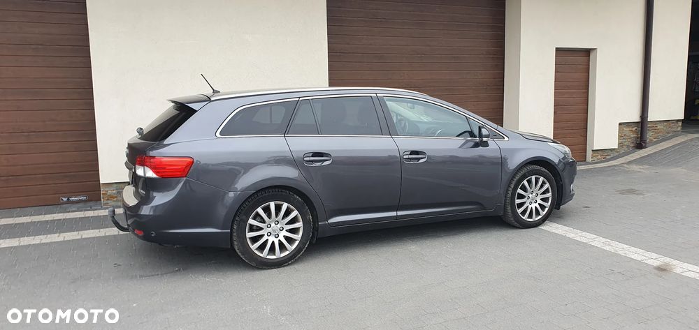 Toyota Avensis - 3