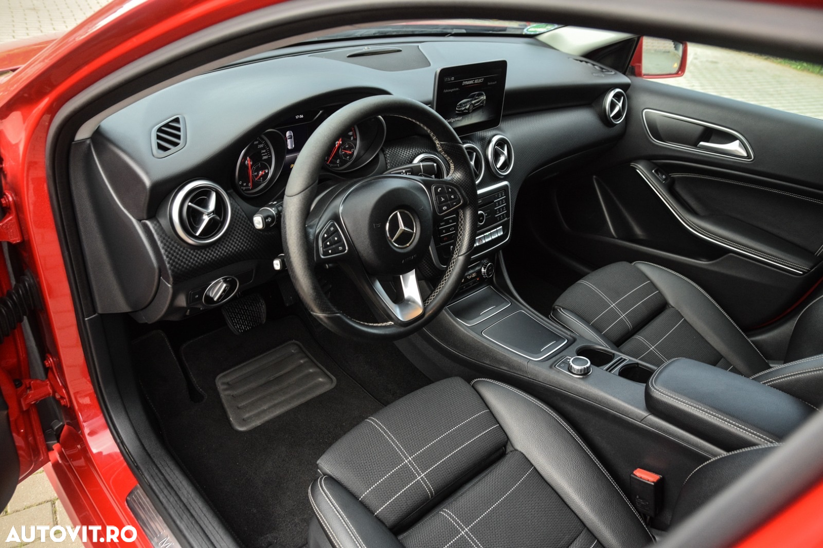 Mercedes-Benz A 220 d 4Matic 7G-DCT Activity Edition - 6