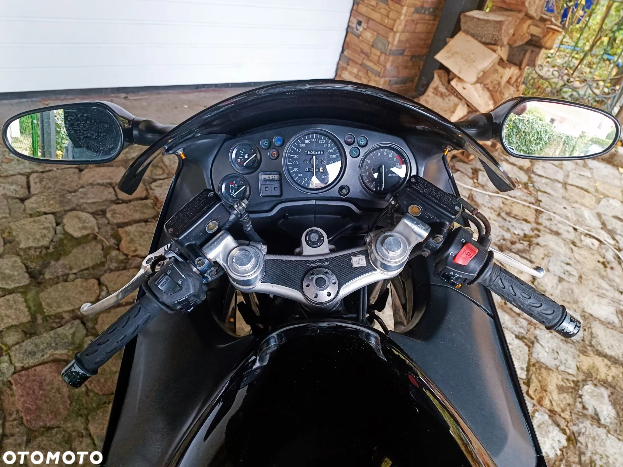 Honda CBR - 6