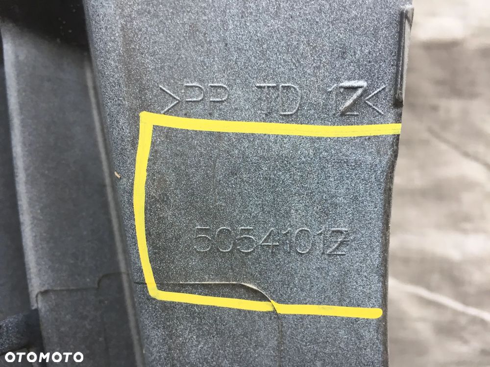 ALFA ROMEO STELVIO ZDERZAK TYLNY TYŁ - 11