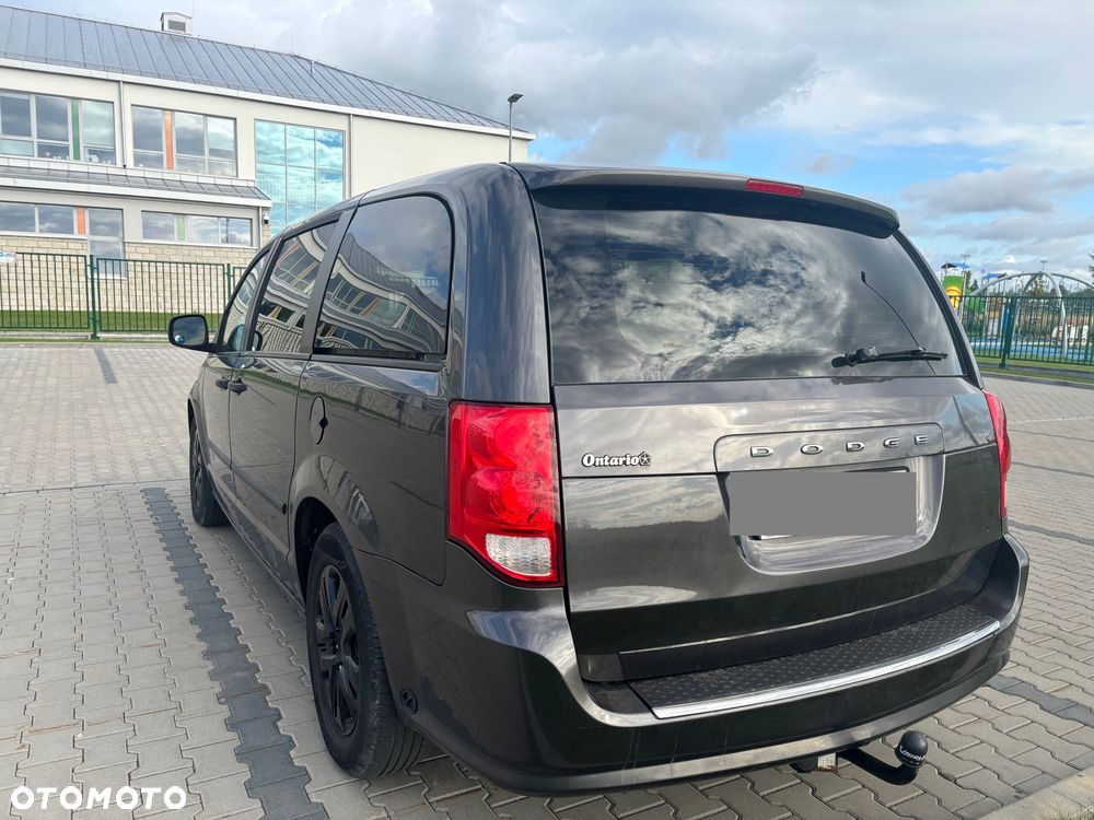 Dodge Grand Caravan - 6