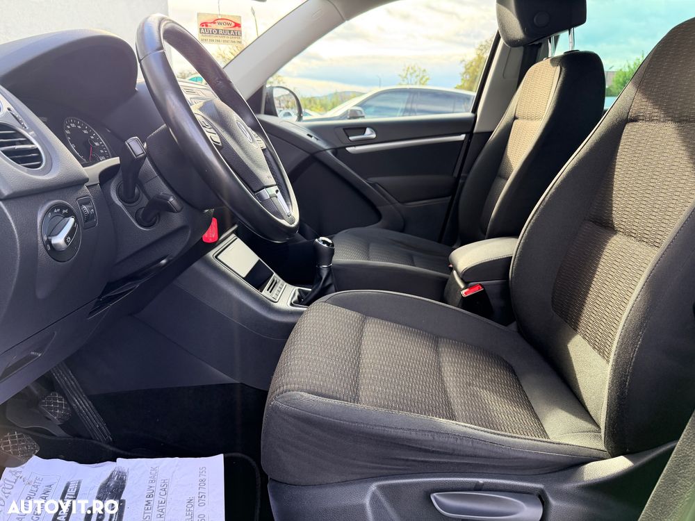 Volkswagen Tiguan 2.0 TDI DPF BlueMotion Technology Sport & Style - 9