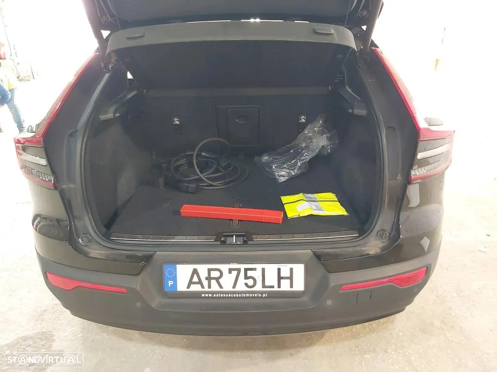Volvo C40 Recharge Twin First Edition - 12