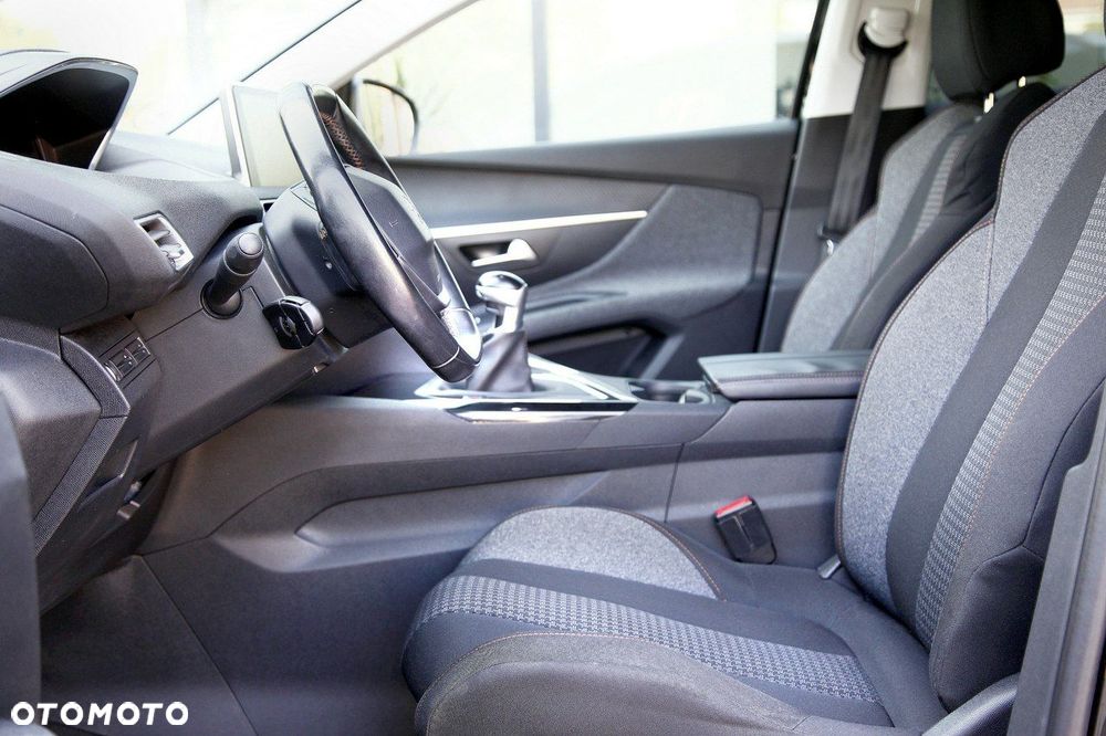 Peugeot 3008 PureTech 130 Style - 18