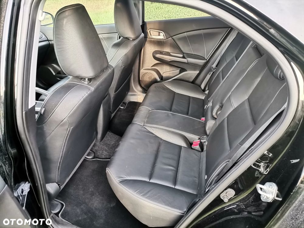 Honda Civic 1.8 Executive - 13