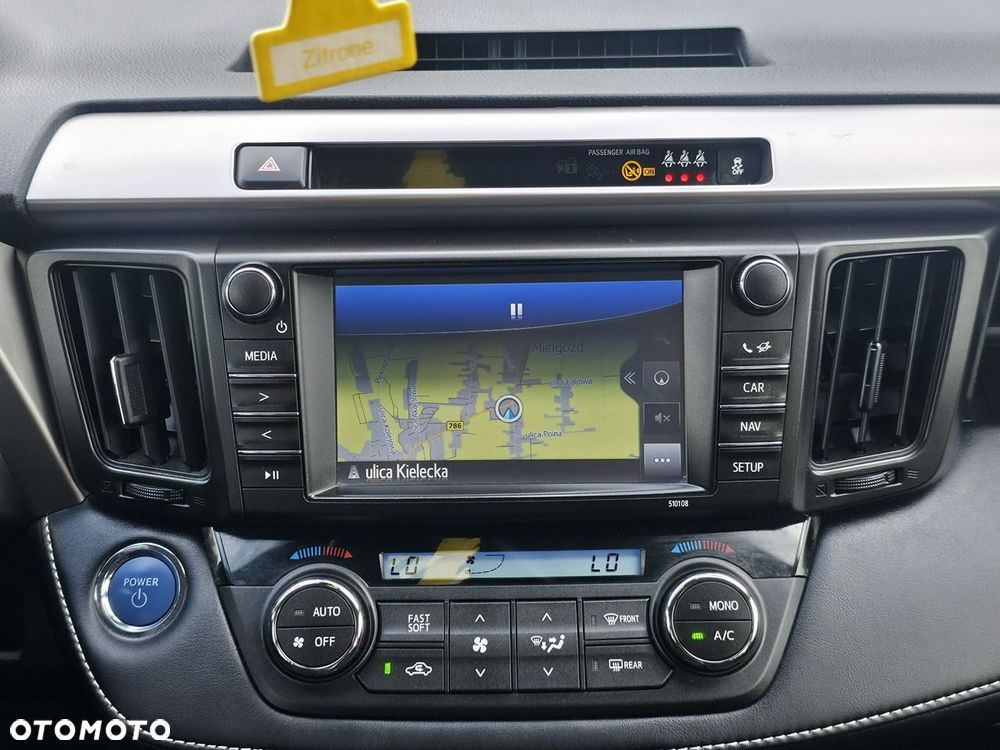Toyota RAV4 - 17