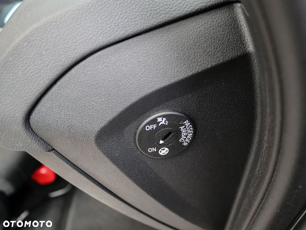 BMW Seria 1 118i Advantage - 16