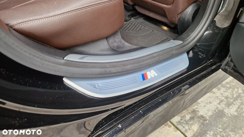 BMW Seria 7 740d xDrive - 33