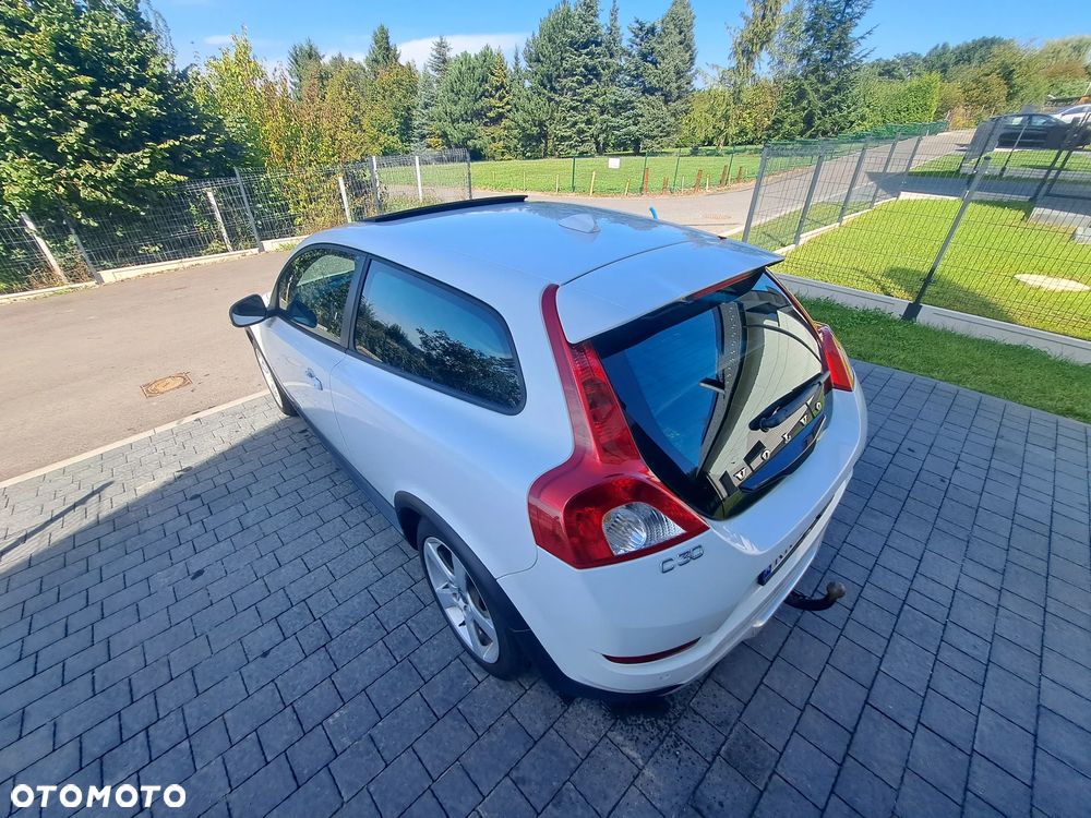 Volvo C30 D2 R-Design - 15