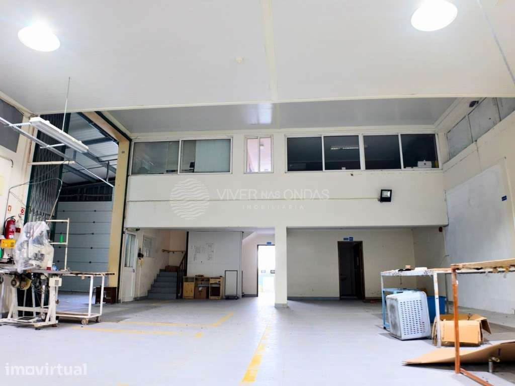 Armazém Industrial em Marco de Canaveses. - Grande imagem: 2/30