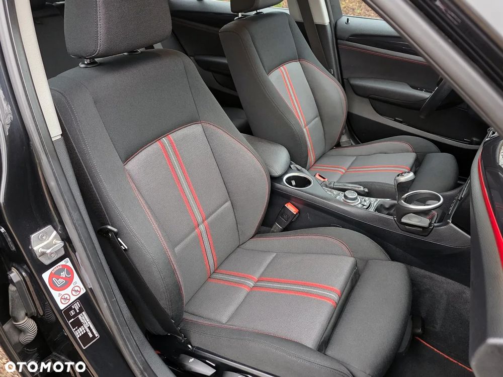 BMW X1 xDrive18d Sport Line - 29