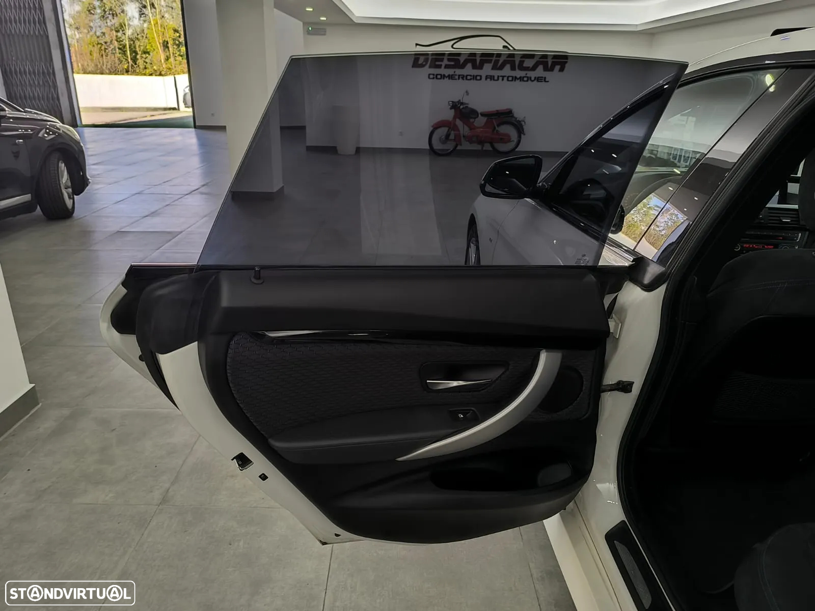 BMW 320 Gran Turismo d xDrive Auto Pack M - 30