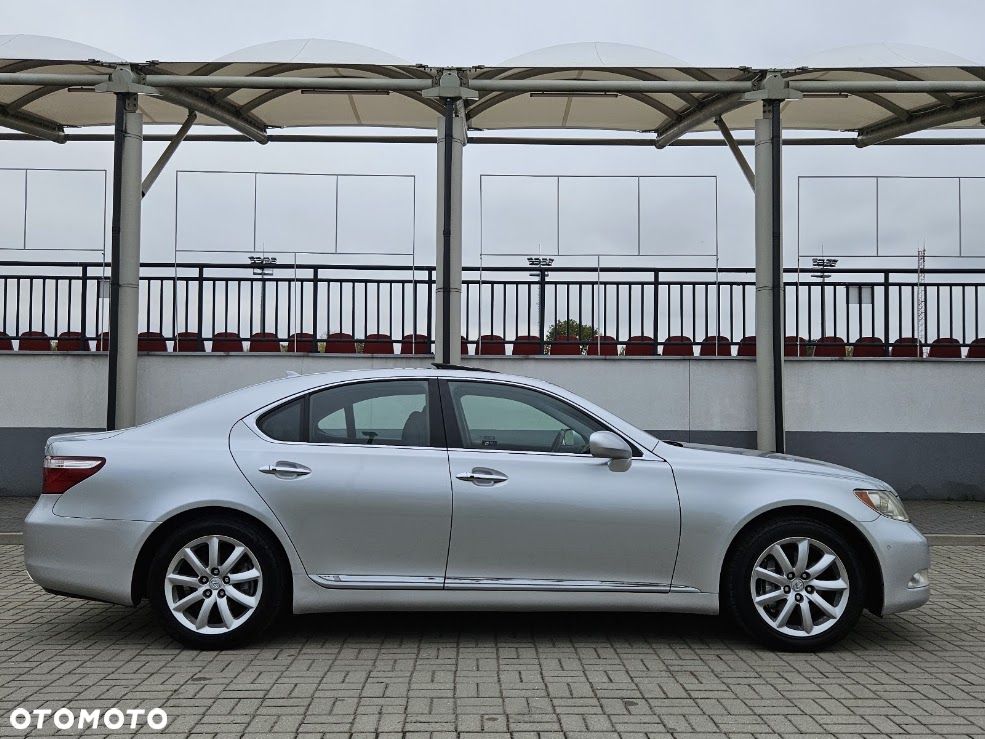 Lexus LS 2007