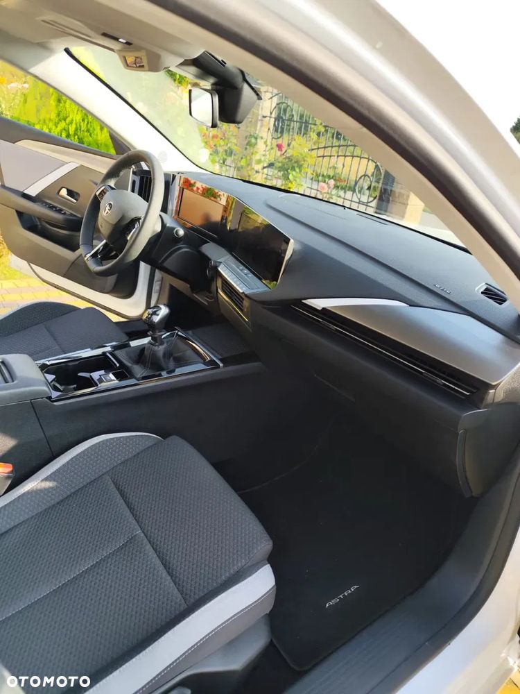 Opel Astra 1.2 Turbo Edition - 15