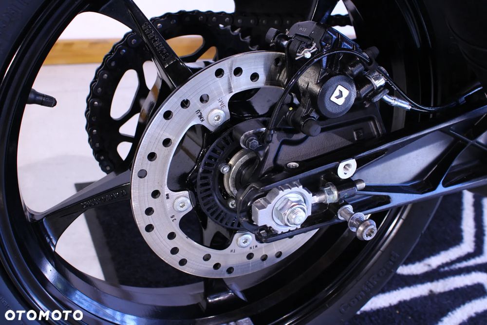 KTM RC 390 - 28