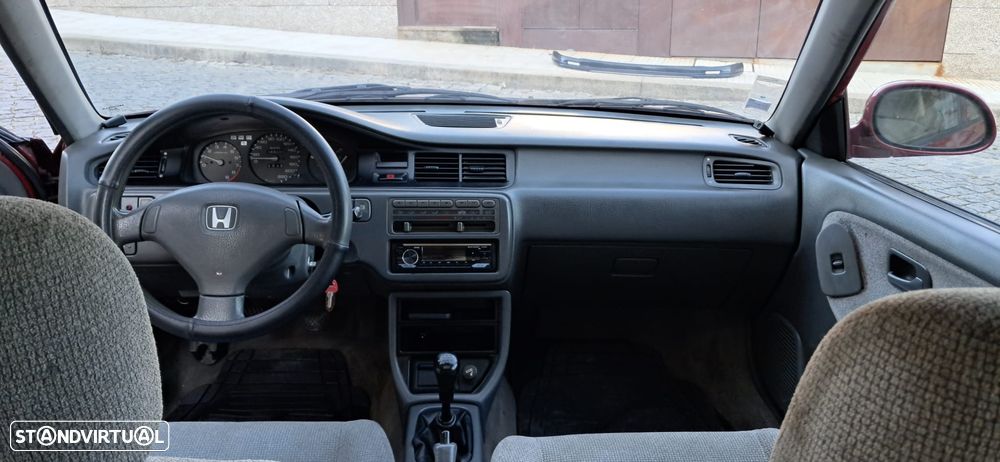 Honda Civic 1.6 ESi - 12
