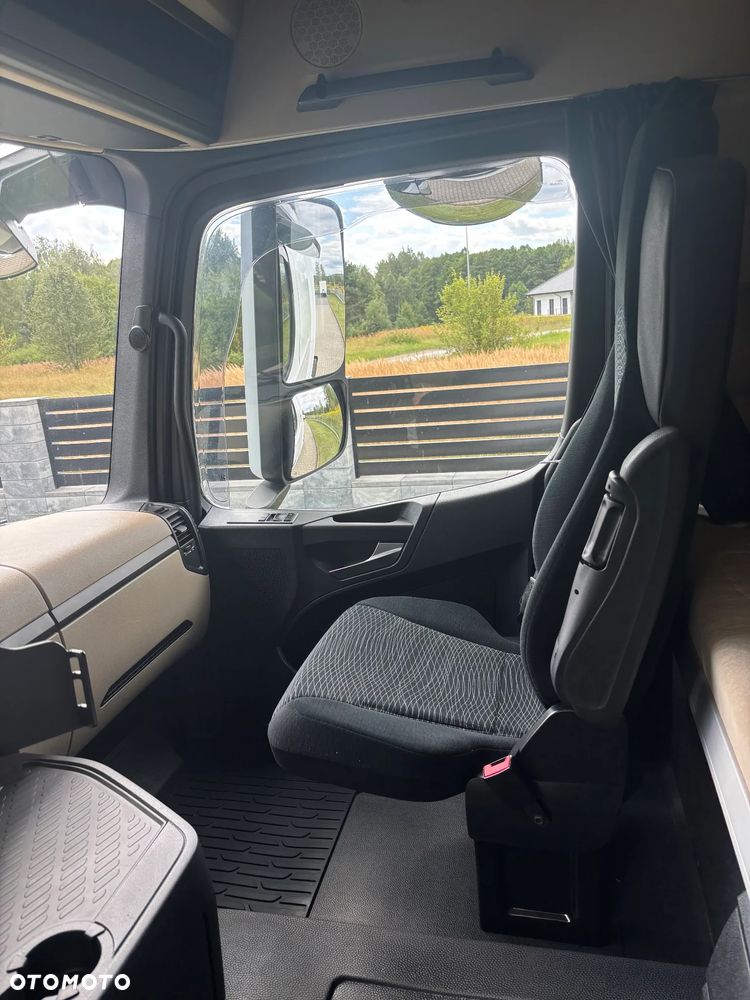 Mercedes-Benz Actros 1845 Standard - 24