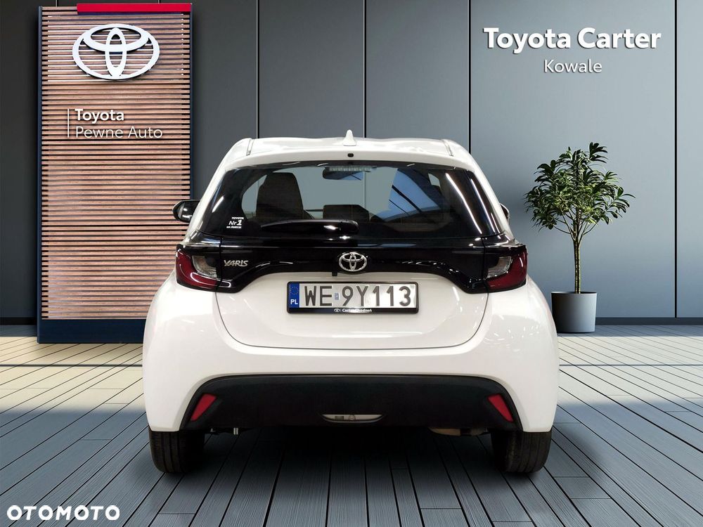Toyota Yaris - 4