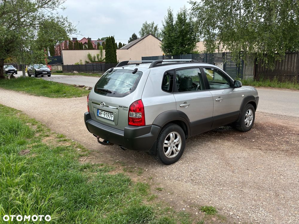 Hyundai Tucson 2.0 CRDi Active - 4