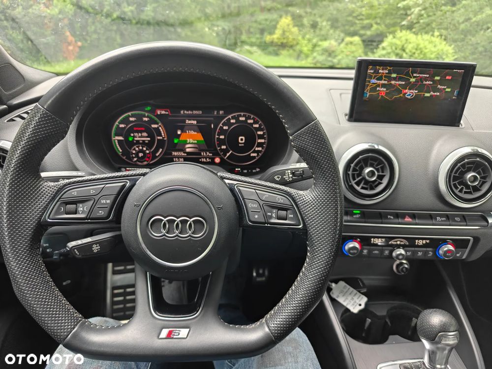 Audi A3 Sportback 1.4 TFSI e-tron Sport S tronic - 32