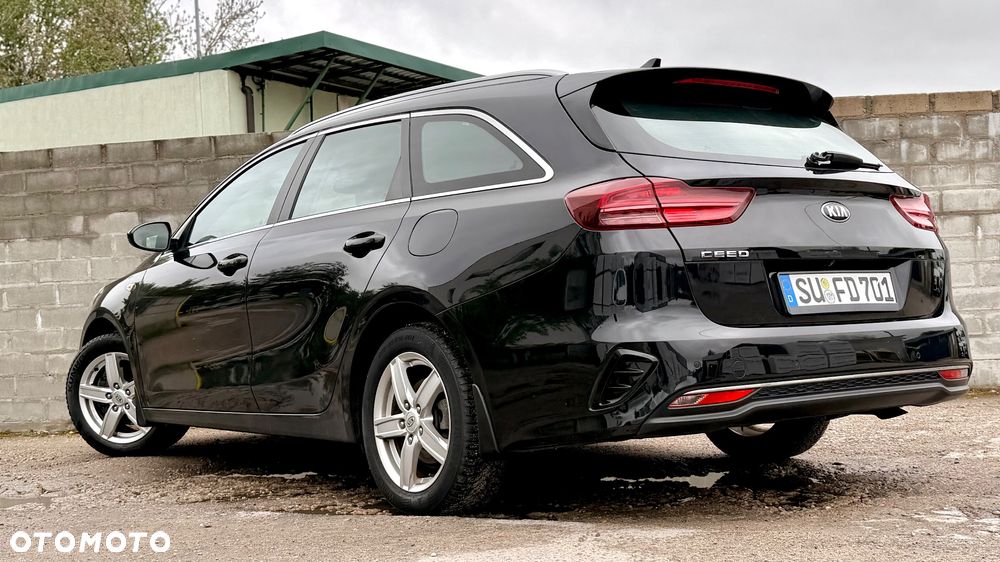 Kia Ceed 1.4 T-GDI DCT OPF Platinum Edition - 14