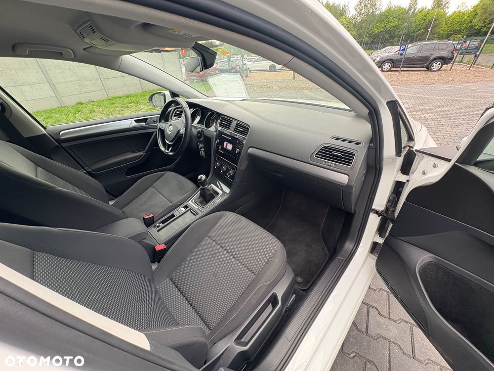 Volkswagen Golf 1.0 TSI Comfortline - 32