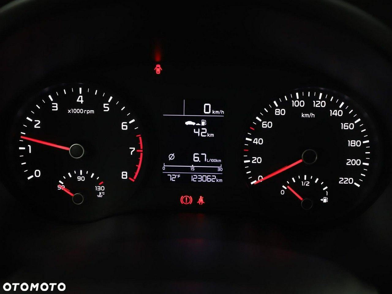 Kia Stonic 1.0 T-GDI 120 Vision - 22