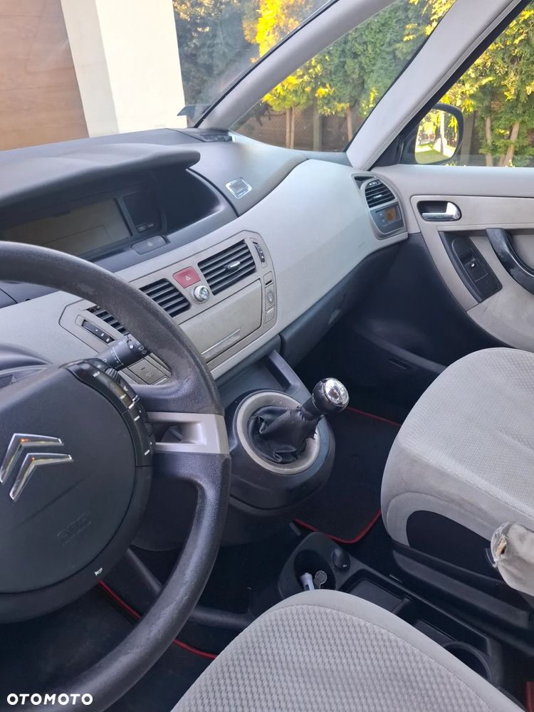 Citroën C4 Grand Picasso - 16