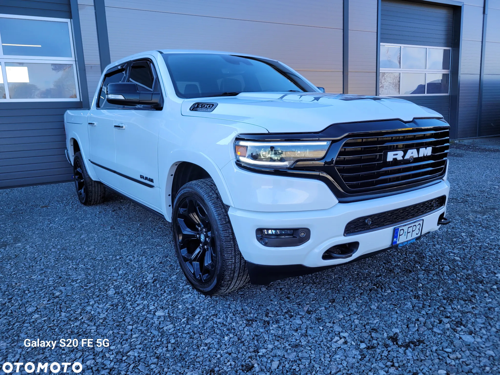 RAM 1500 Crew Cab Limited - 36